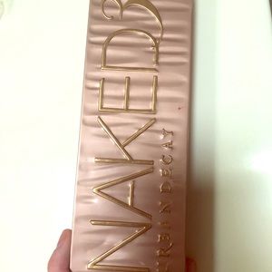 Urban Decay Naked 3 Pallet